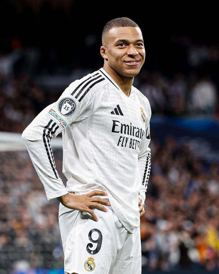 迪亚斯：这是一个充满情绪的夜晚；祝阿什拉夫能早日重返赛场（迪亚斯：情绪起伏的一晚，盼阿什拉夫尽快重返赛场）