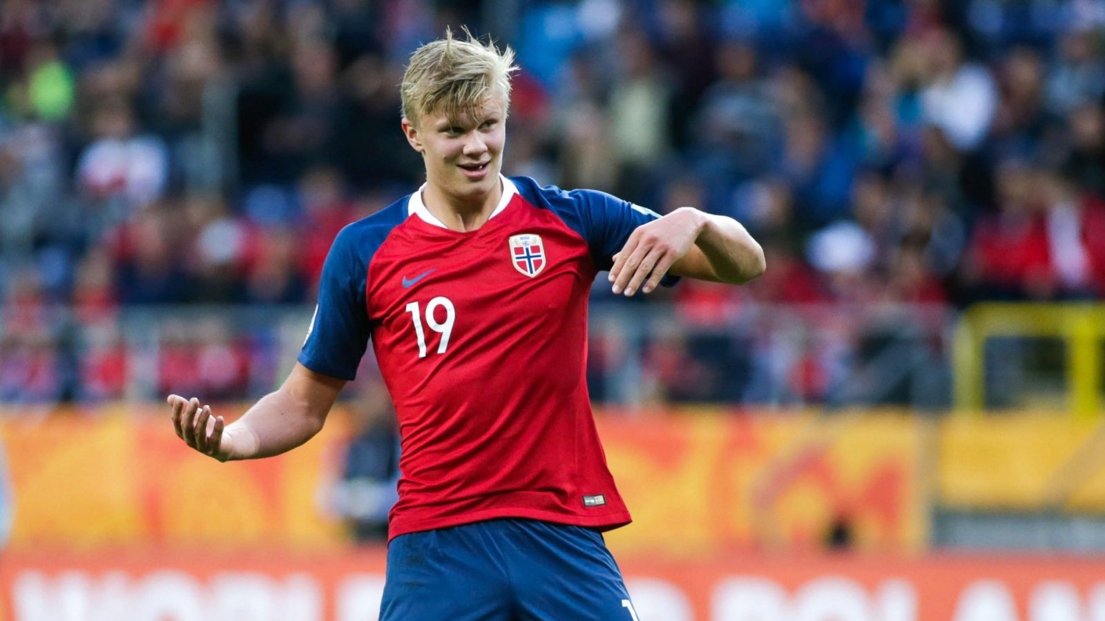 克罗斯：居莱尔和我不是同类型球员，我相信他能在皇马待很久（克罗斯：我和居莱尔风格各异，相信他能在皇马效力多年）