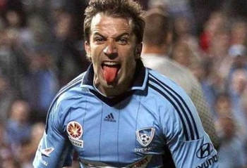 阿莱格里：没给弟媳打电话；缺中锋？现在意甲头号射手是恰20（阿莱格里：没联系弟媳；缺中锋？现在意甲射手榜第一是恰20）