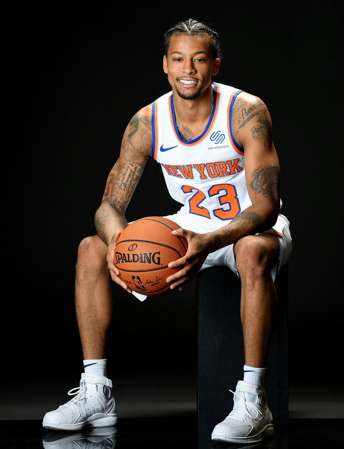 辽宁胜合肥！威尔斯布朗轰42分回暖，奥利弗无防守，赵森成惊喜！（辽宁击败合肥！威尔斯布朗42分复苏，奥利弗防守成短板，赵森惊喜表现）