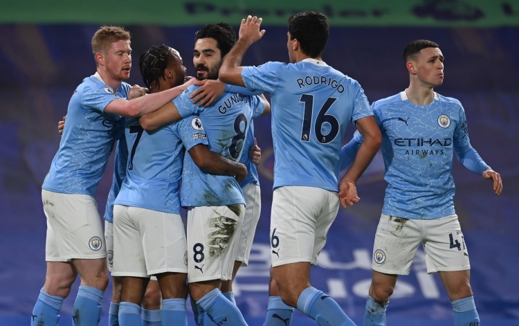 世体：拉波尔塔未回应老佛爷言论，与切尔西管理层共进晚餐（世体：拉波尔塔未置评弗洛伦蒂诺言论，已与切尔西高层共进晚餐）