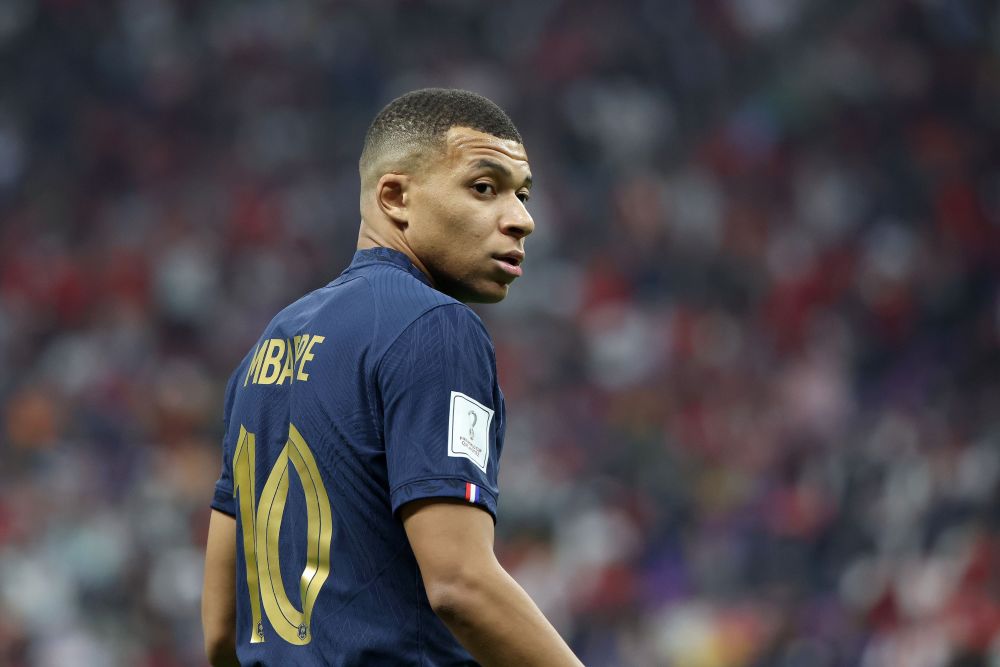 意著名足球经纪人：萨内在加拉塔萨雷能成为领袖，他水准很高（意大利知名足球经纪人：萨内可在加拉塔萨雷担当核心，水平极高）