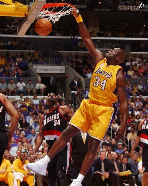 弗兰克：这是我代表浙江的最后一场比赛，我对这里充满了情感（弗兰克：身披浙江战袍的最后一战，我对这里满怀深情）