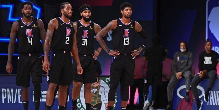 MVP+梅开二度：孔德vs法兰克福个人集锦（孔德个人集锦：对阵法兰克福荣膺MVP并梅开二度）